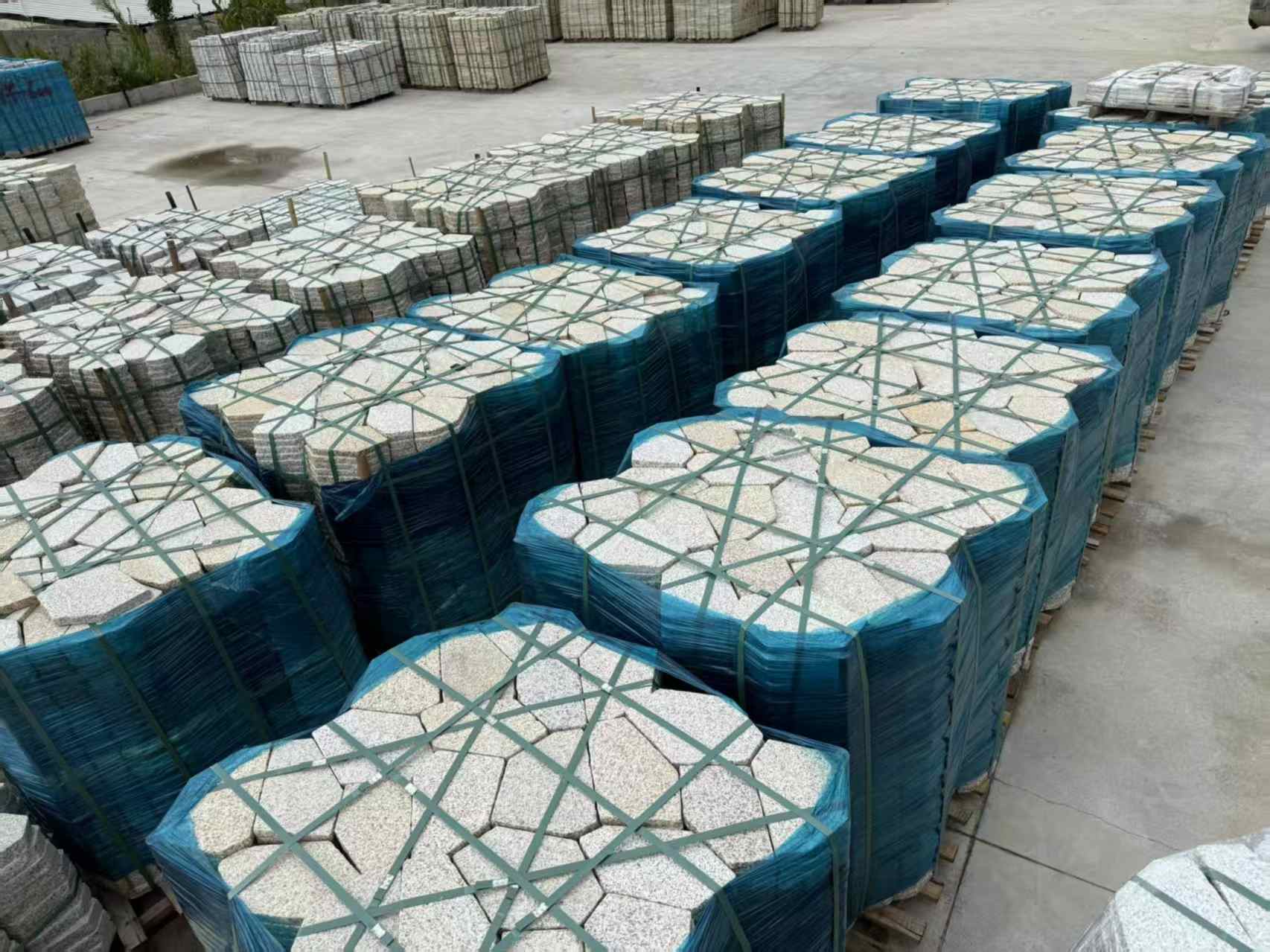 南平黄金麻冰裂纹 碎拼