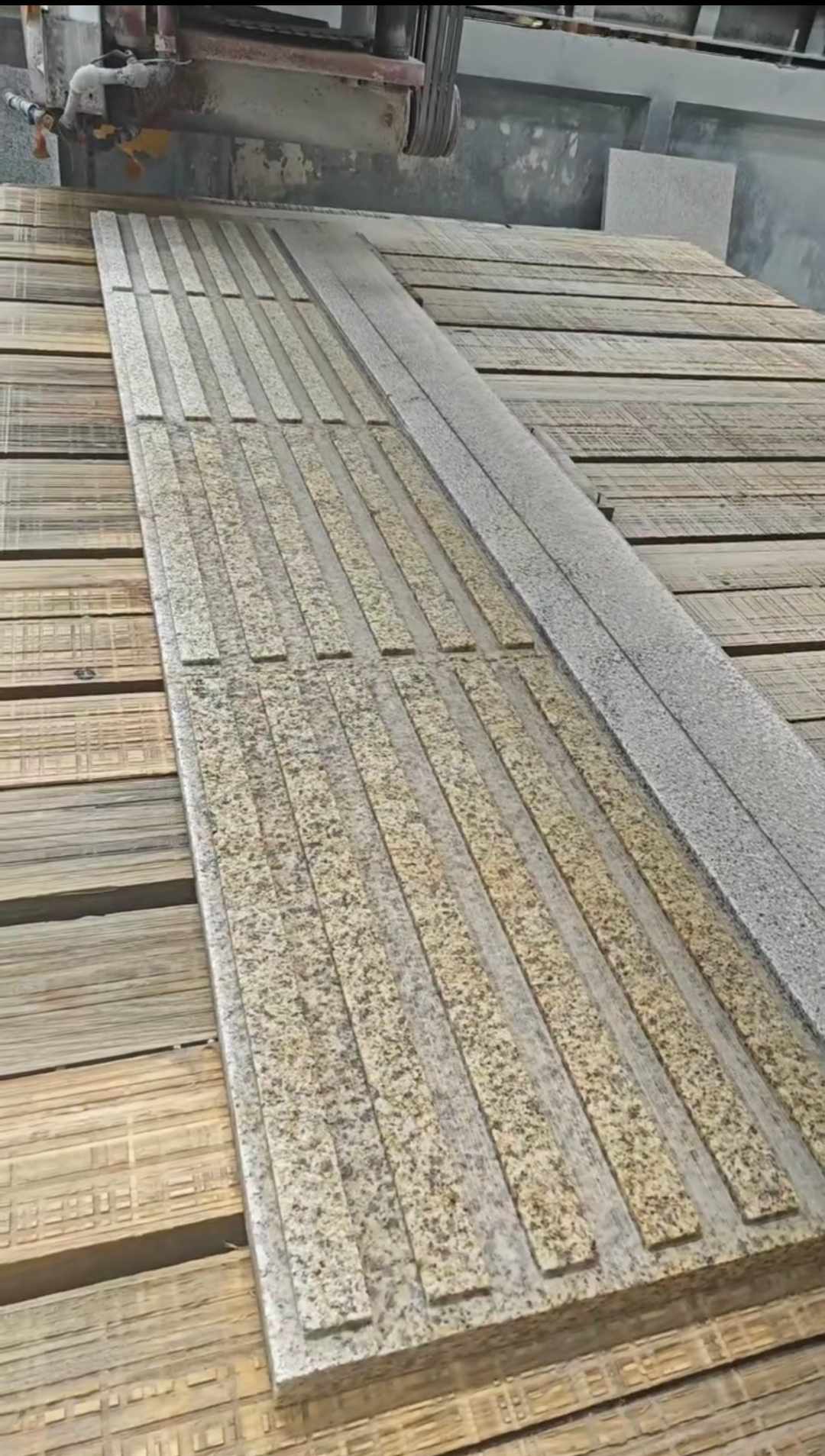 南平黄金麻盲道石 盲条