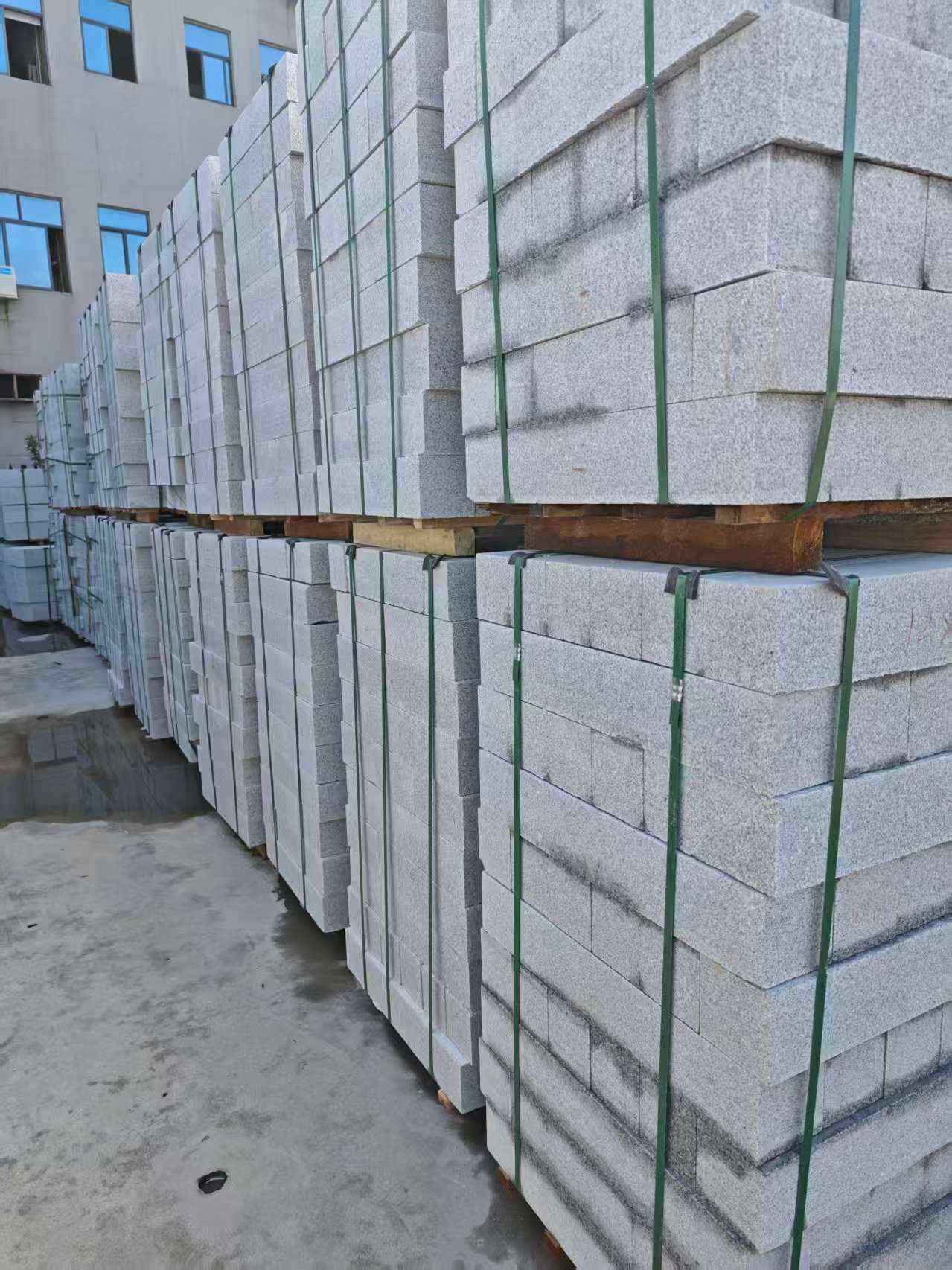 南平芝麻白路牙石，路侧石